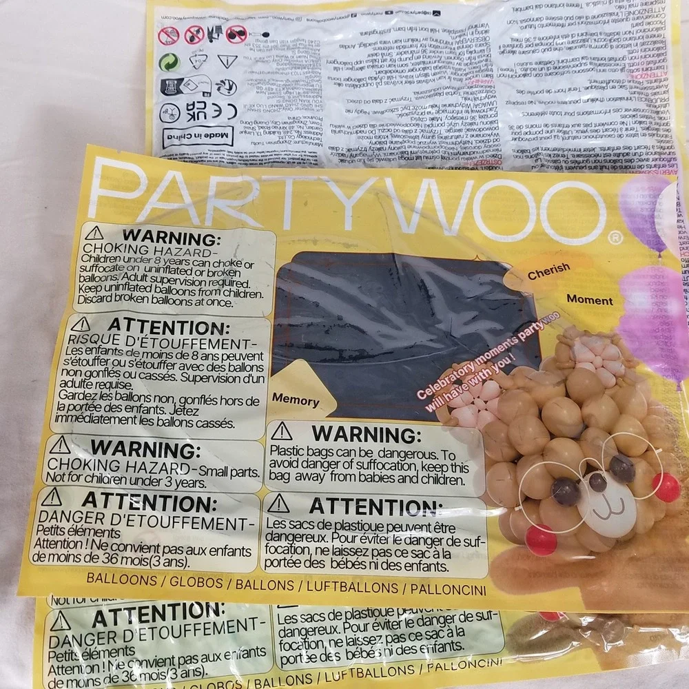 PartyWoo Balloon Kit 7 Packs with 8 Table Stand Bases Multicolor New
